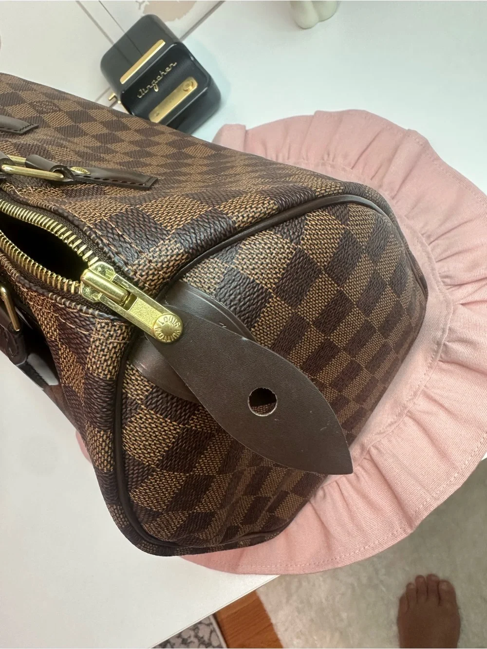 Louis Vuitton speedy 30